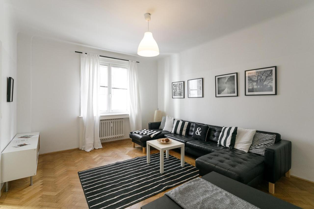 Operastreet Black & White Apartment Wien