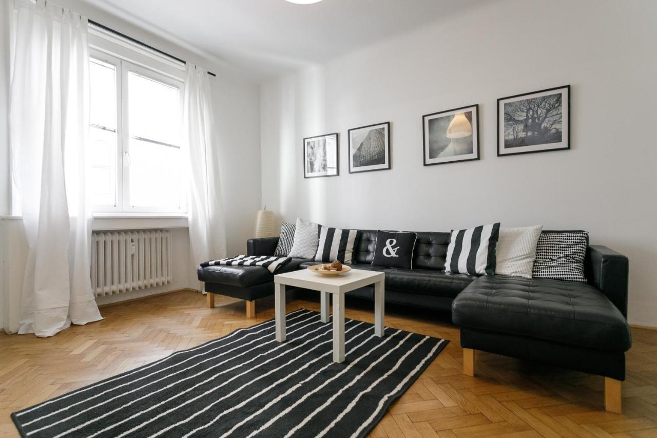Apartment Operastreet Black & White Wien